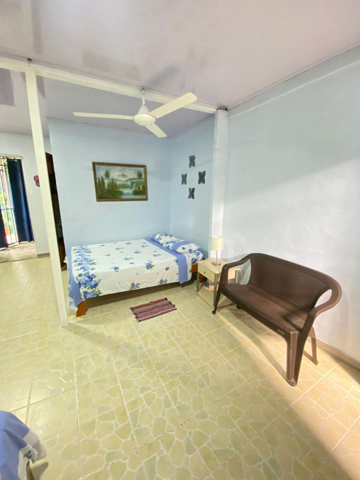 Blue Morpho House B&B Manuel Antonio Zewnętrze zdjęcie
